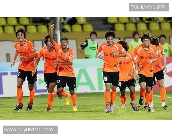 冈山绿雄迎战横滨FC力争主场胜利展现球队实力与斗志