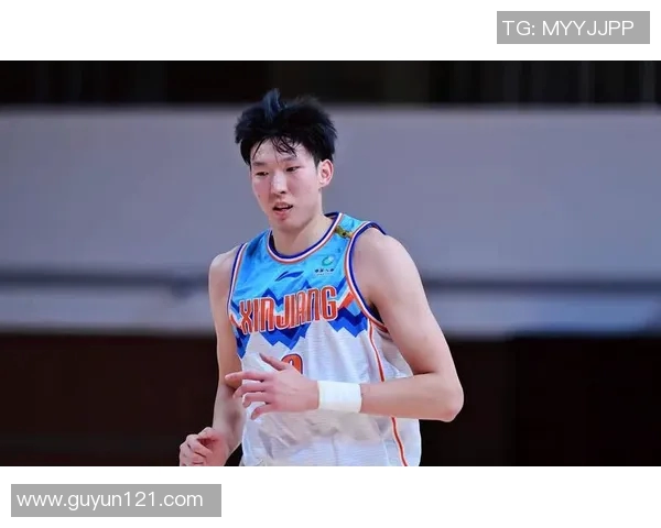 周琦在国际篮球舞台上的崛起与挑战：从青年才俊到国家队核心球员的成长之路