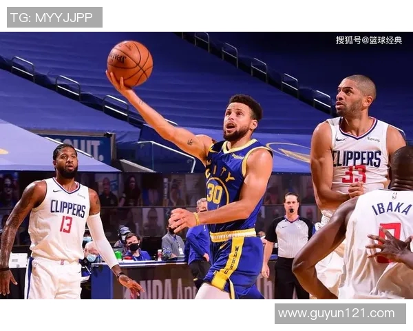 科比与恩比德的传奇对决：不同时代的篮球巨星如何影响比赛风格与球迷心态