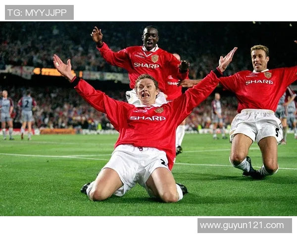 莱万重返安联球场引发拜仁球迷愤怒声讨：背叛与忘恩负义的双重指责