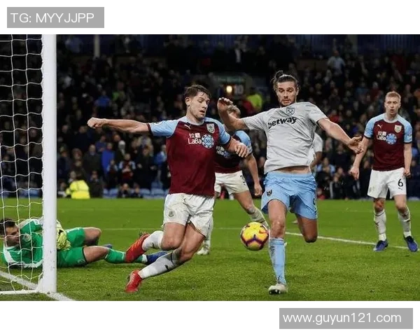 西布朗主场迎战伊普斯维奇争夺英冠积分榜关键战役