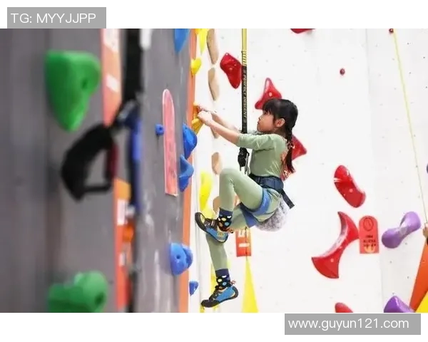 重庆攀岩队在全国攀岩灵活性排行榜中荣获第十名的佳绩引发关注