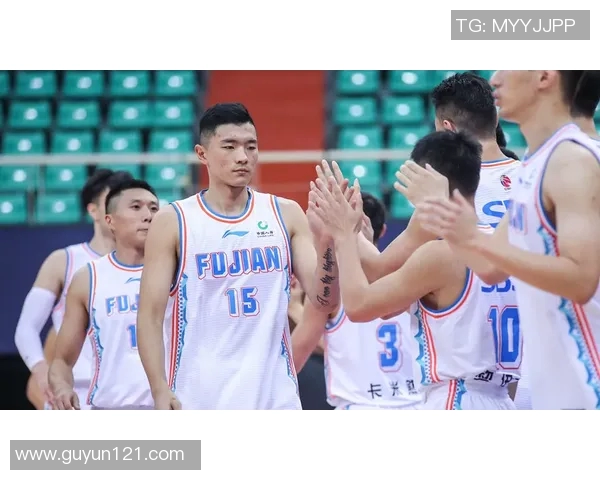 吴冠希的篮球之路：从青涩少年到CBA明星的成长故事